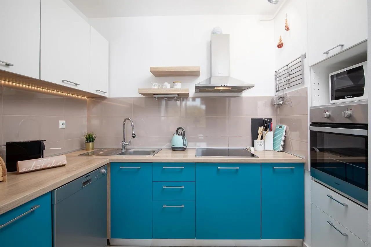 Sweet City Center With Balcony & Private Parking Pula Apartment
